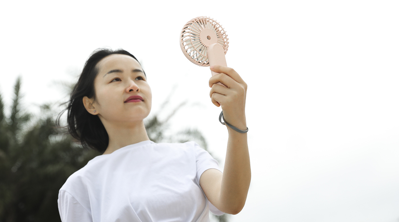 手持电风扇 没错!这是夏天的味道!