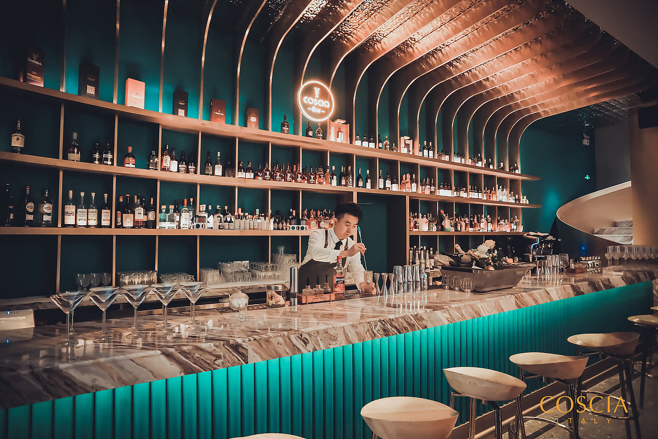 一则酒吧墙绘设计