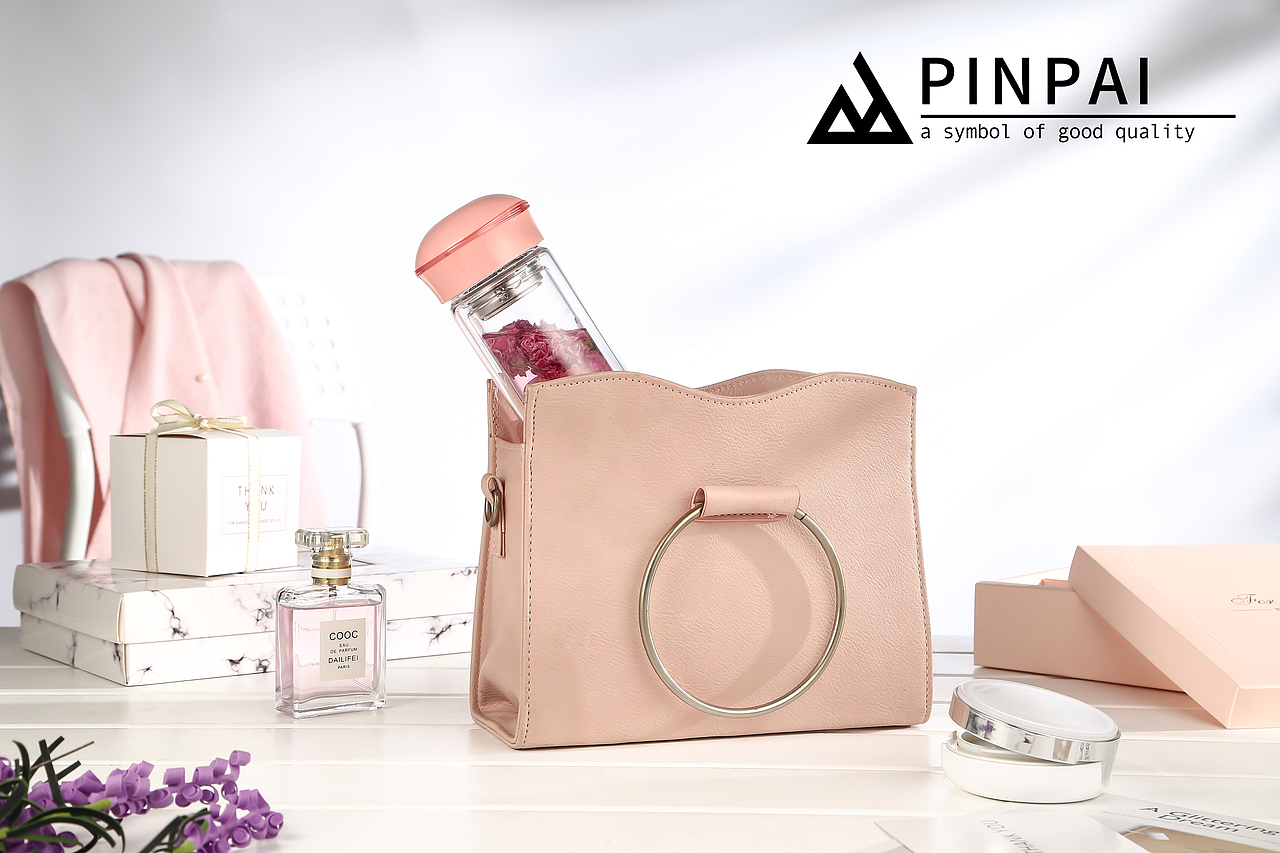 杯子 女士 可爱 产品拍摄（图ZMTAwODE4NTA0） - 产品摄影 - 站酷设计师品拍传媒原创素材 - 站酷ZCOOL