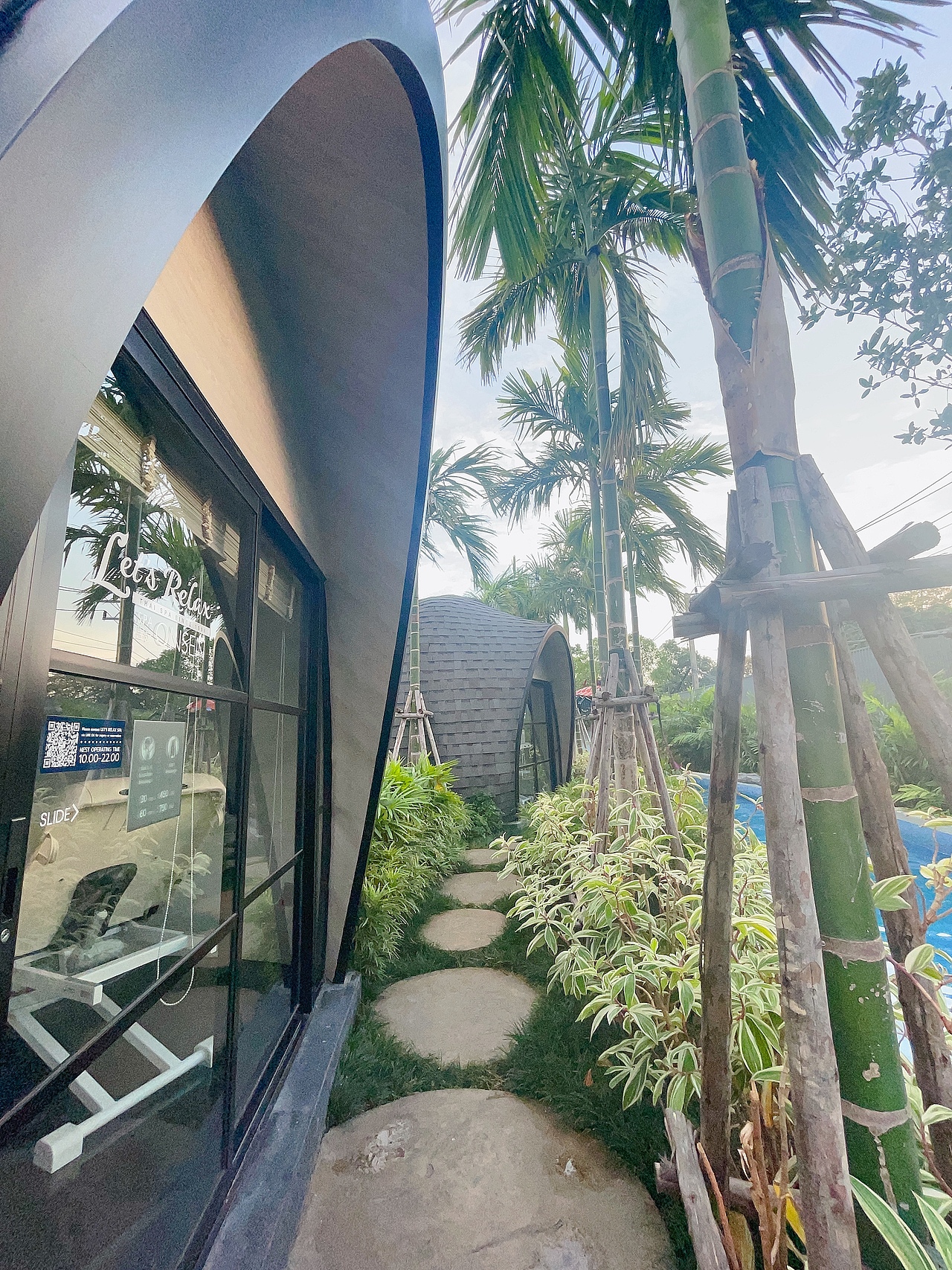 泰国🇹🇭芭提雅の未来感酒店体验🏨