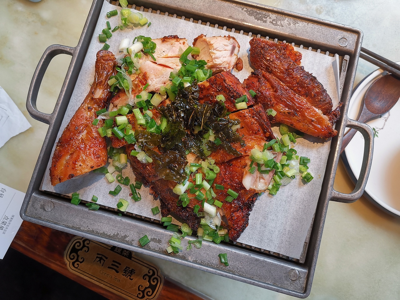 杭州《绿茶》总店 #美食#手机拍摄（图ZMjIwMDgxMjEy） - 人文/纪实摄影 - 站酷设计师哈皮狗原创素材 - 站酷ZCOOL