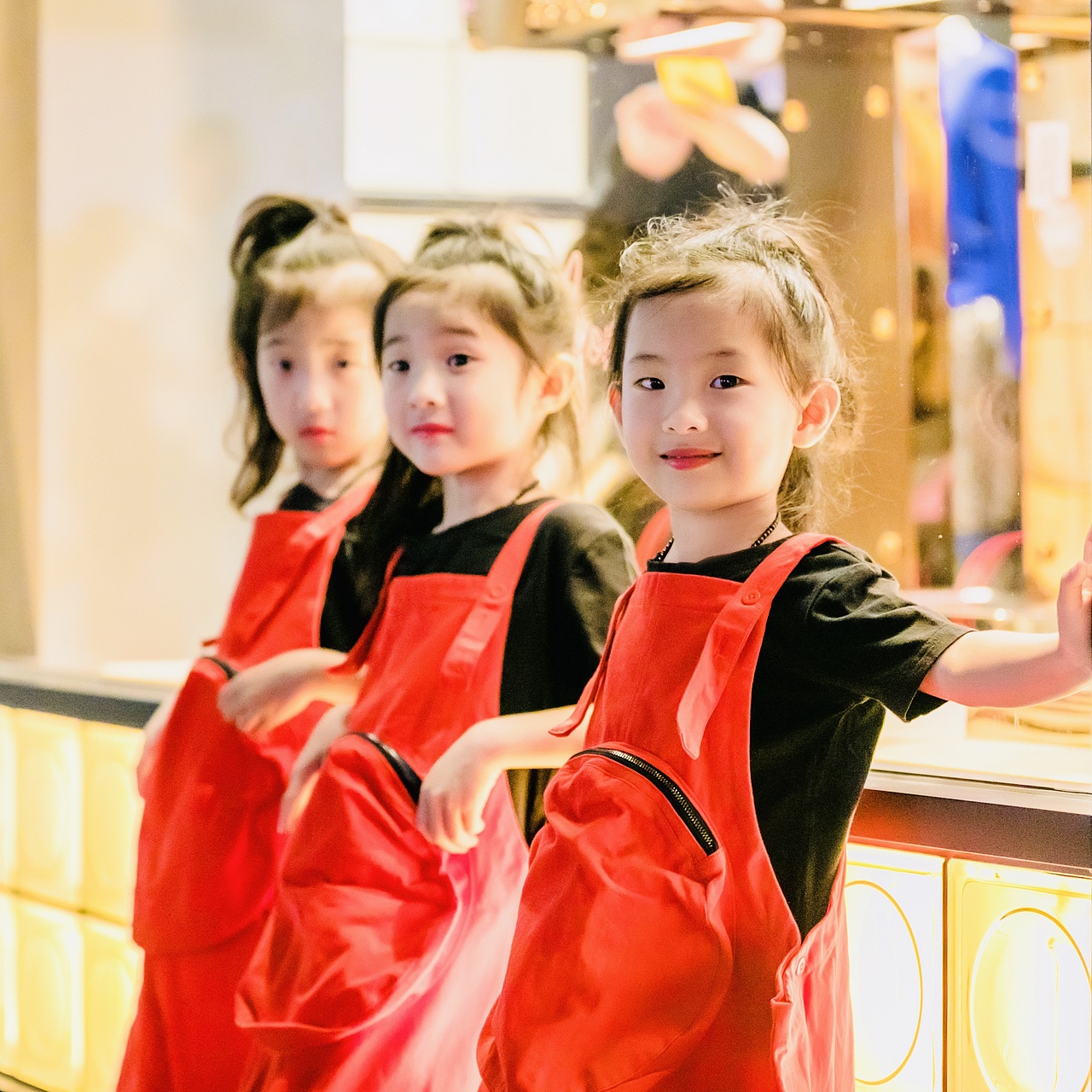 三只小姐妹（图ZMTY4MTI4MzEy） - 人像摄影 - 站酷设计师街头春哥原创素材 - 站酷ZCOOL