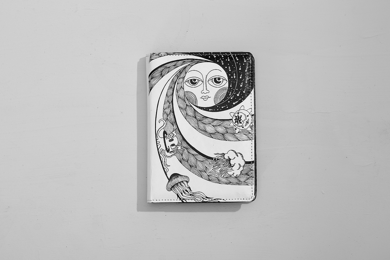 【小宇宙】系列杜邦纸手账本及钱包设计（图ZMTI3MTUwOTc2） - 商业插画 - 站酷设计师Momo蘑菇原创素材 - 站酷ZCOOL