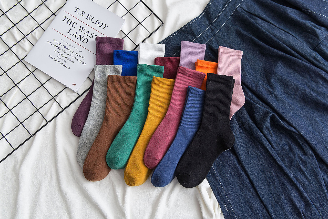 2019秋冬女袜中筒潮袜INS风袜子