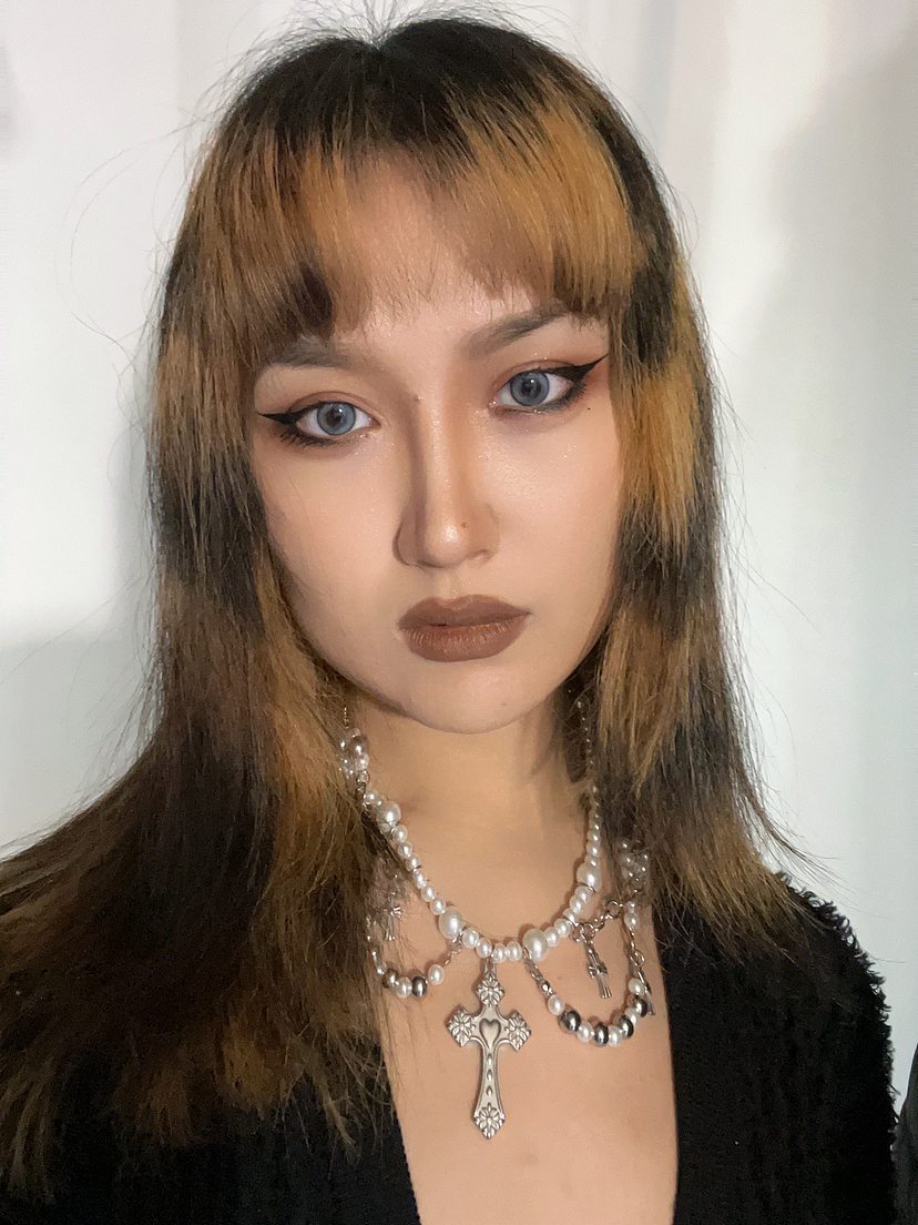 少女祈祷_珍珠十字架串珠项链（图ZMzIwNzkzNzMy） - 首饰设计 - 站酷设计师庸俗陷阱原创素材 - 站酷ZCOOL