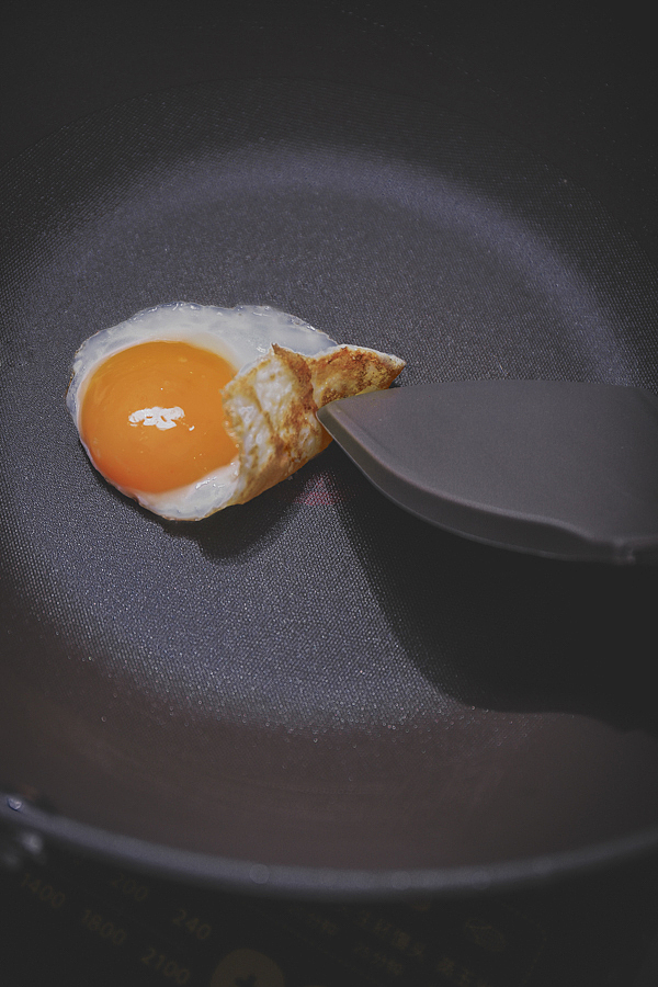 苏泊尔锅产品拍摄（图ZMTUyMjYzODgw） - 产品摄影 - 站酷设计师卷卷Roll原创素材 - 站酷ZCOOL