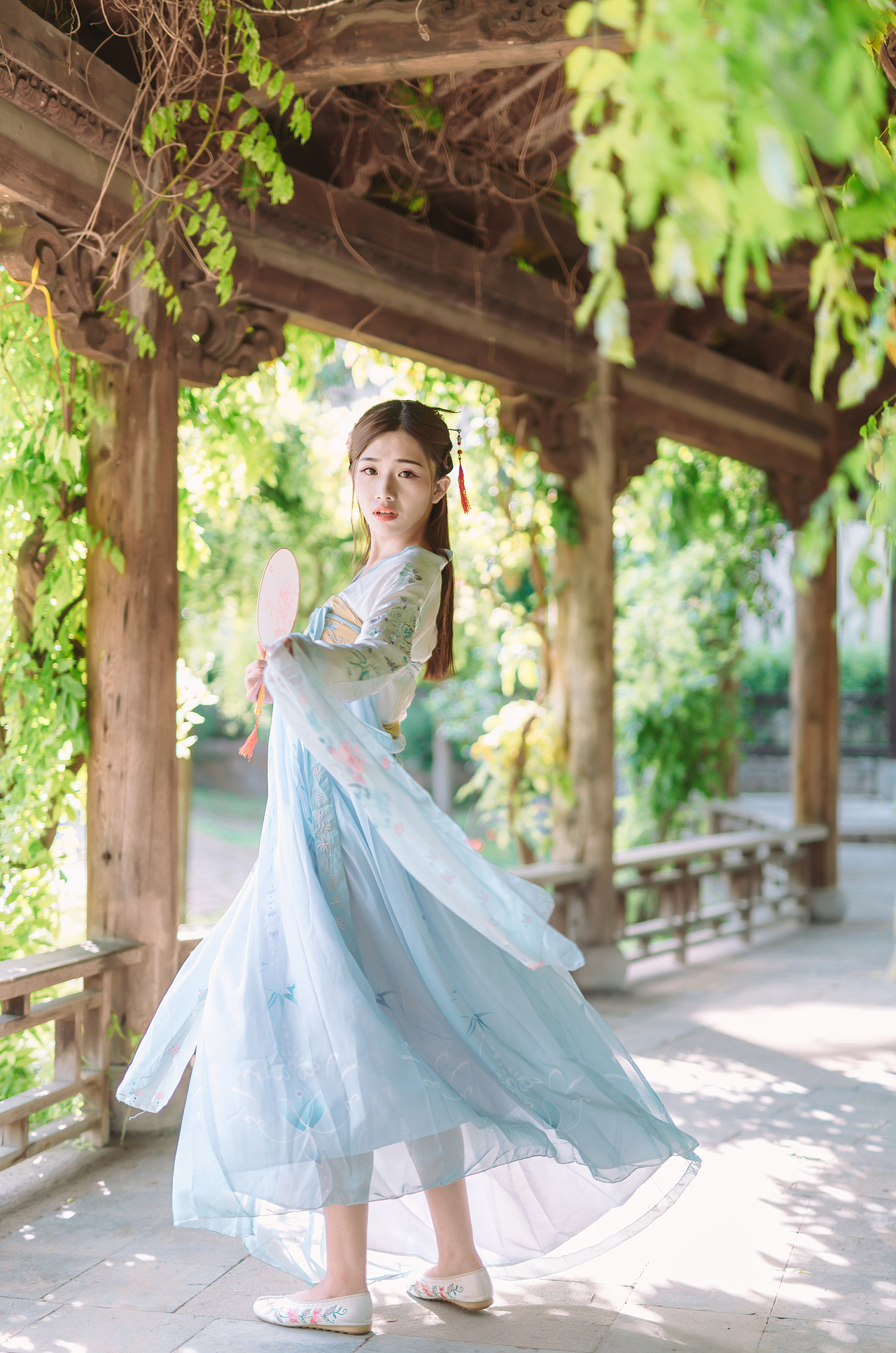 风为裳,水为佩