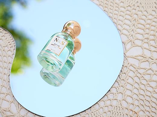 凝香香水（個人主頁-ZNTU2Nzk4MTY=） - 宣傳物料 - 站酷設(shè)計師珠寶修圖師Jenny原創(chuàng)素材 - 站酷ZCOOL