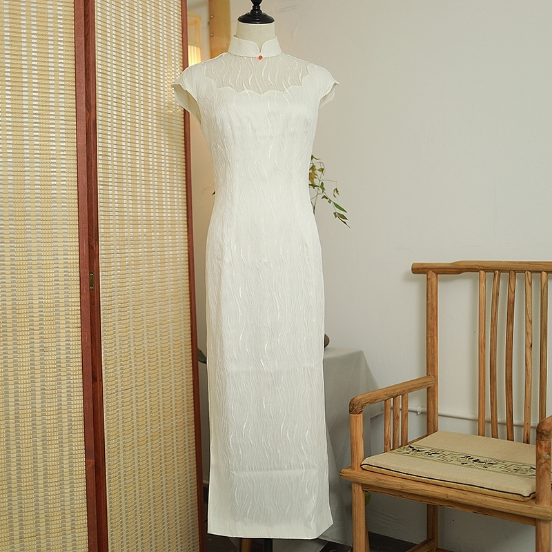 旗袍定制设计师款新品 需要的小伙伴欢迎定制咨询（图ZMzAzMjM3MzA0） - 其他服装 - 站酷设计师秦轩枫原创素材 - 站酷ZCOOL