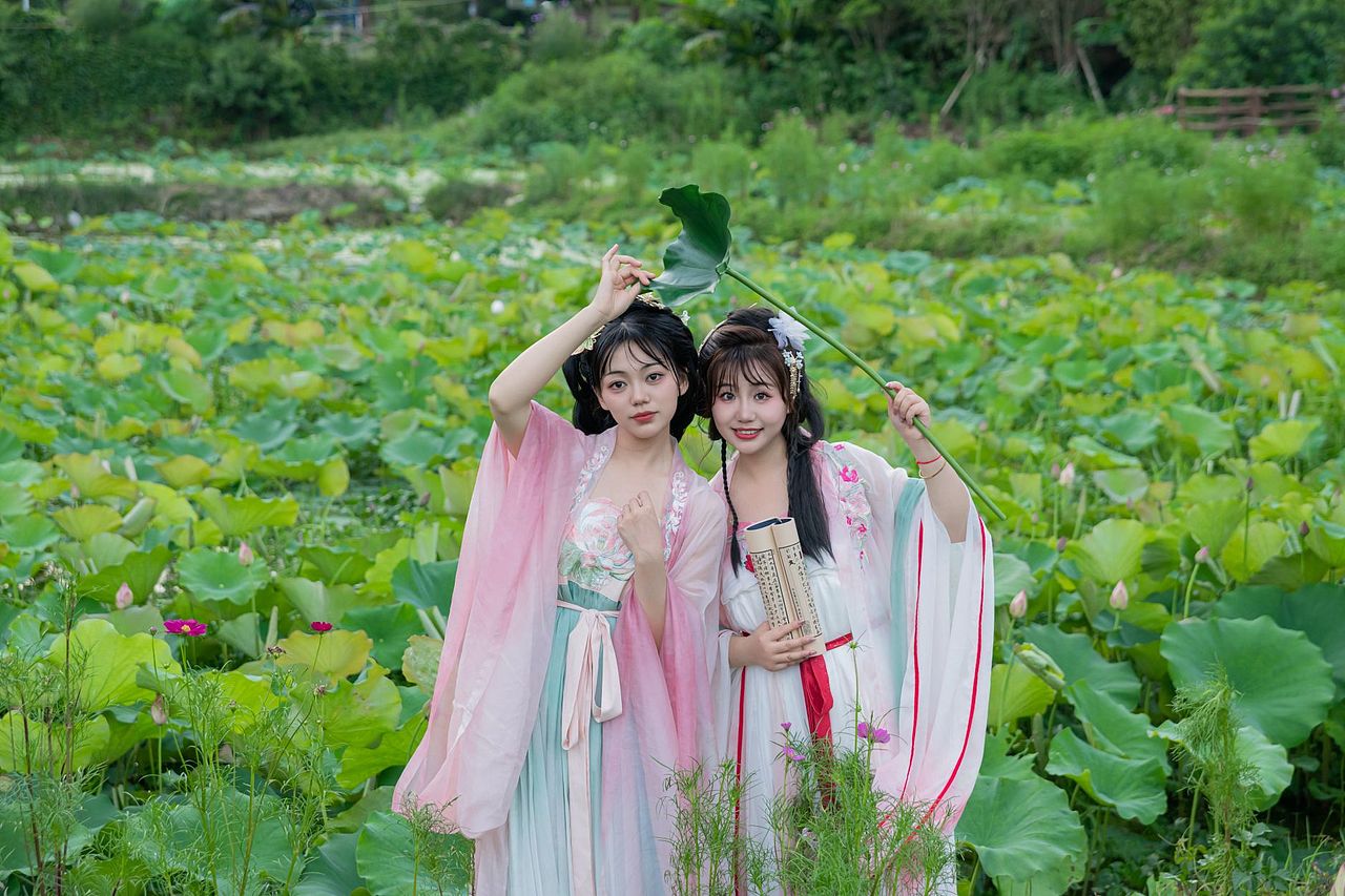 这古灵精怪的样子好可爱呀~