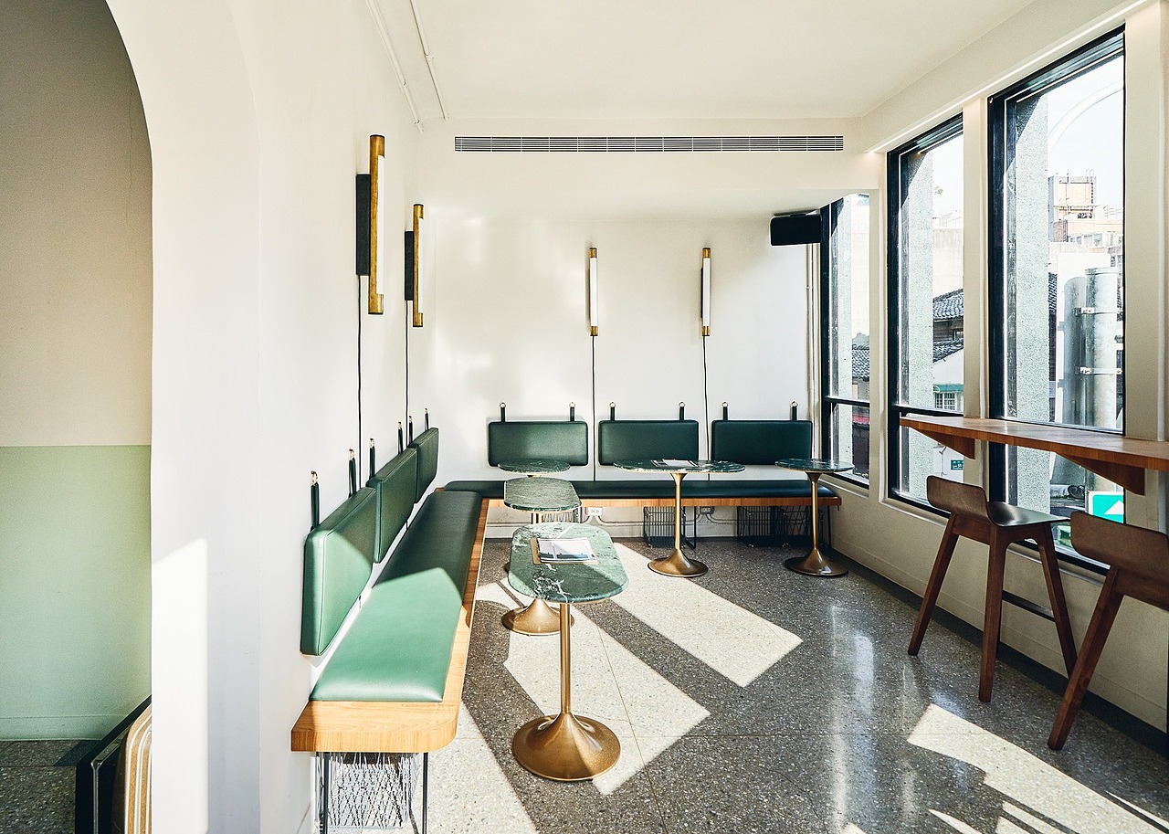 「咖啡厅设计」清新自然与复古情怀的碰撞