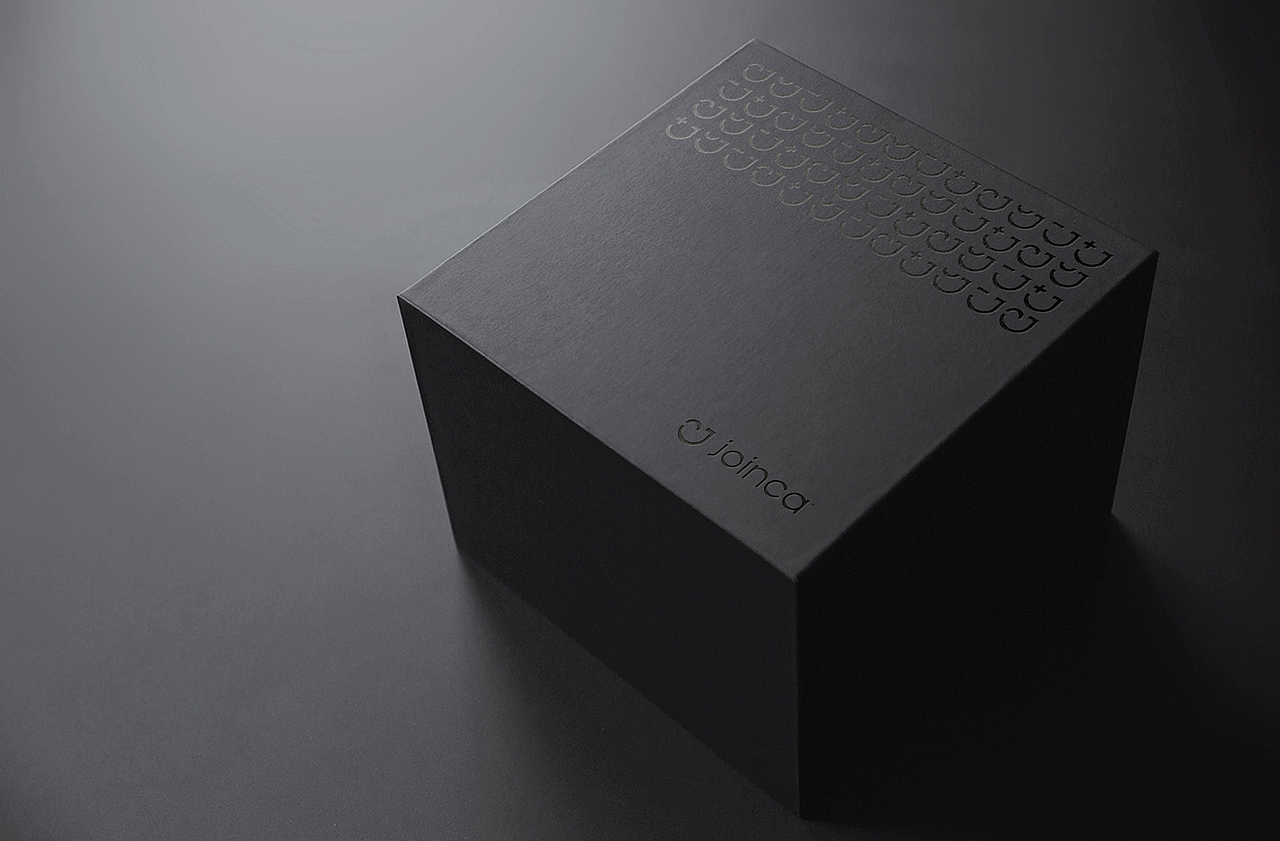 中卡品牌标志设计