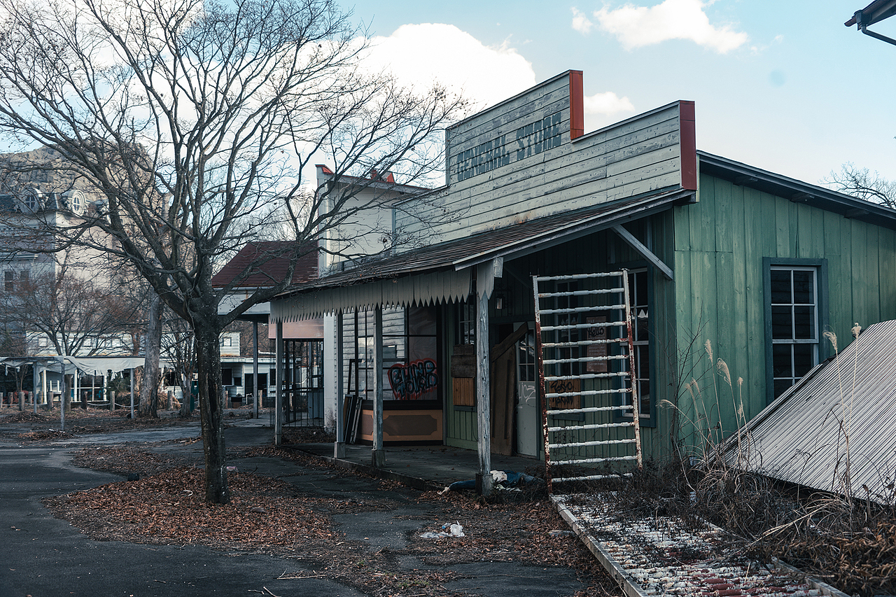 公路计划 | 在霓虹时代的泡沫里做一场纸醉金迷的梦