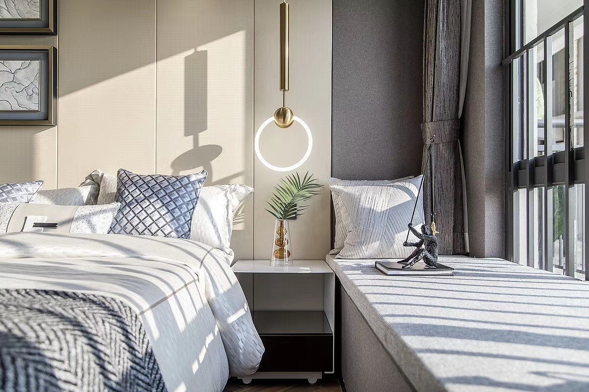 港式兼具东方含蓄与西式优雅 显露低调奢华的沉稳气质