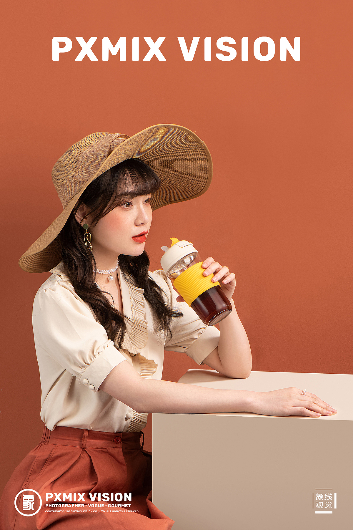 油画少女丨Boaoni 咖啡杯 x 光影集 PXMIX