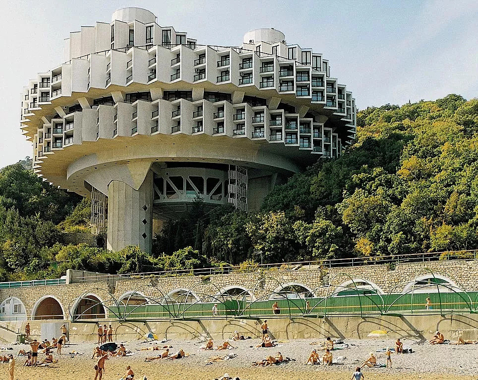 南斯拉夫（图ZMjU5NjU1MjU2） - 其他摄影 - 站酷设计师汤成浩99原创素材 - 站酷ZCOOL