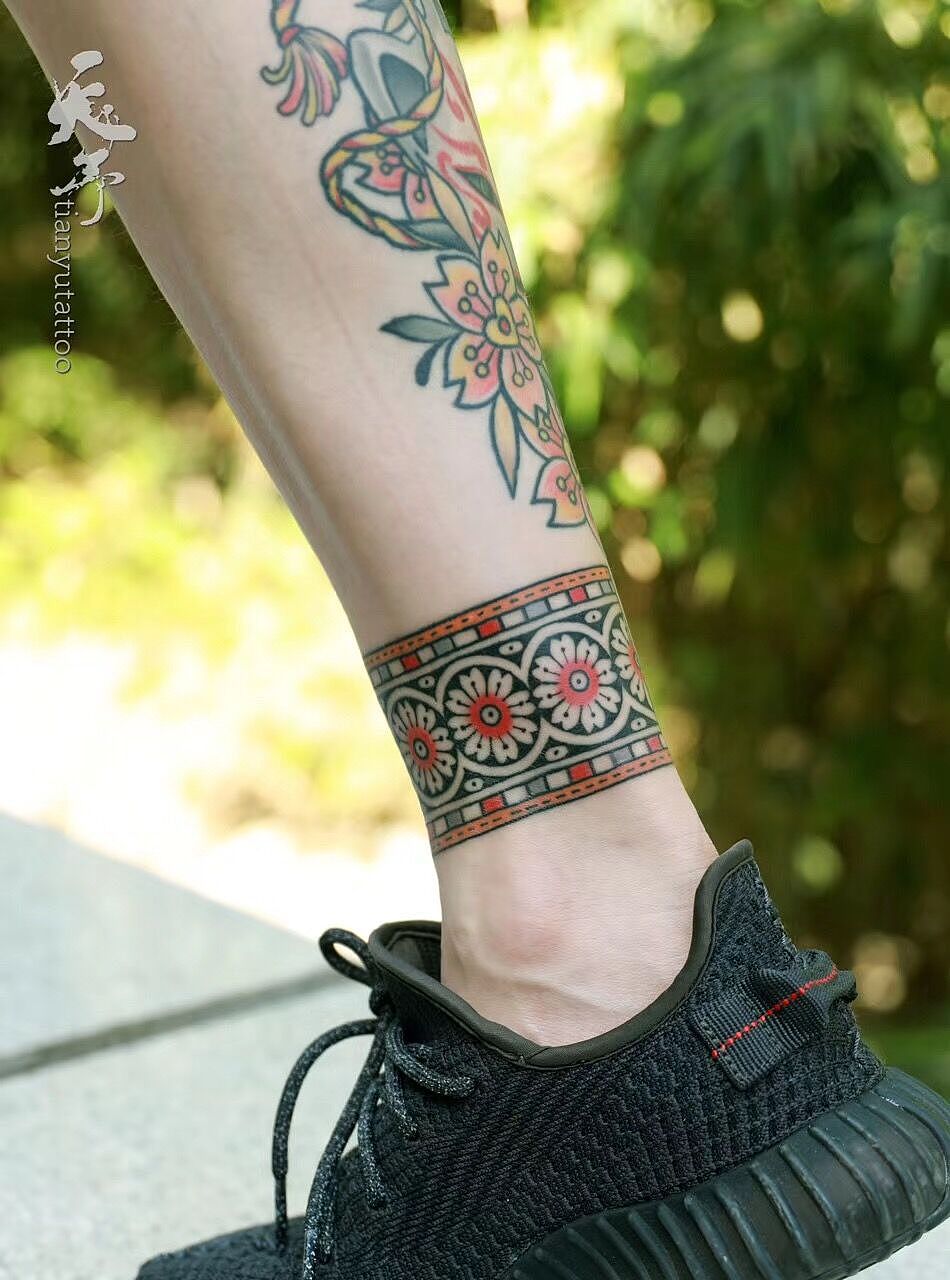 分享收藏西安天予刺青写实纹身作品西安天予刺青纹身遮盖作品西安天予