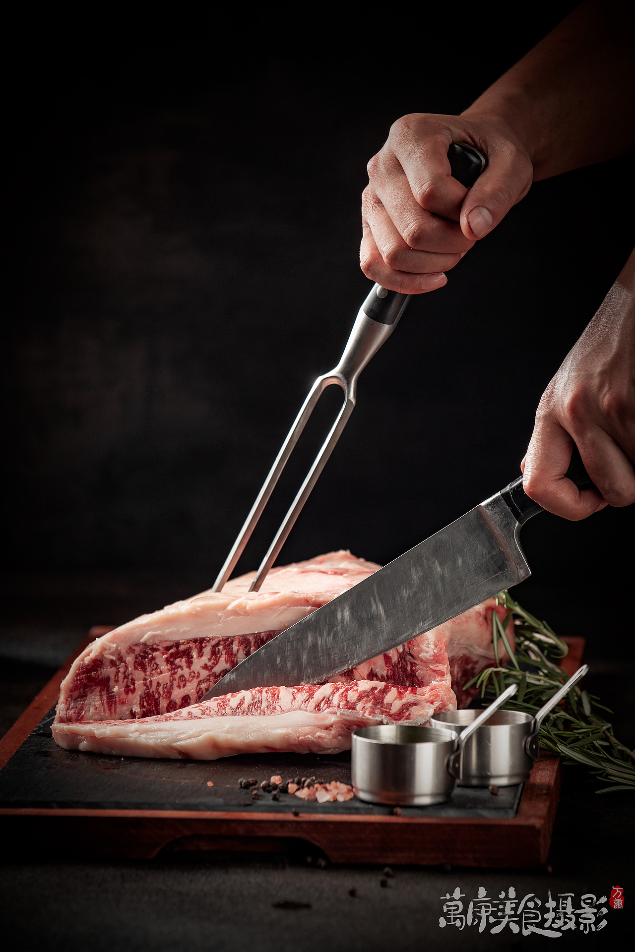 美食摄影--火焰战斧牛排（图ZMjE5OTMyNTY0） - 产品摄影 - 站酷设计师3个苹果原创素材 - 站酷ZCOOL