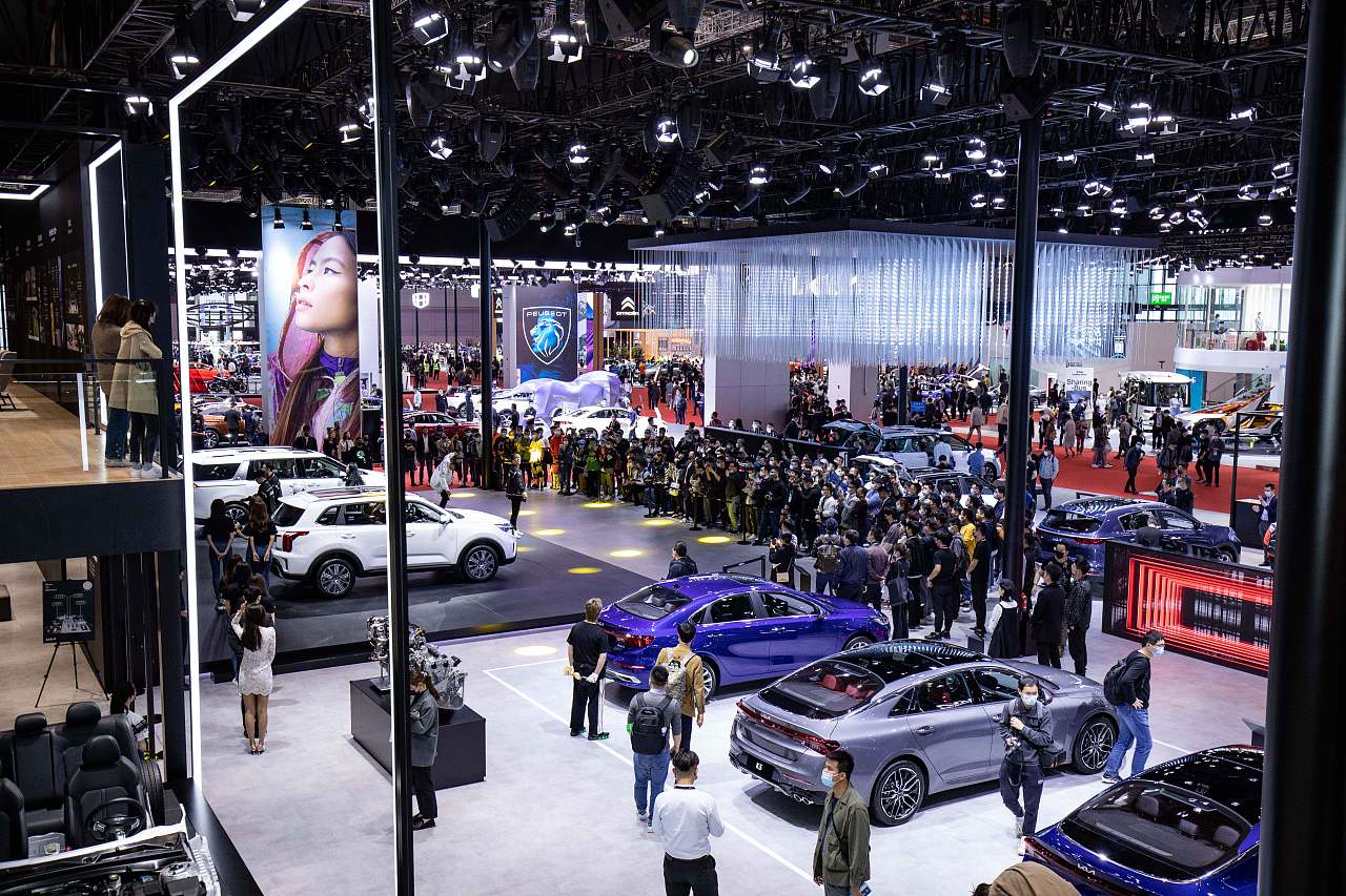 上海车展最燃展台,东风悦达起亚引发火爆围观