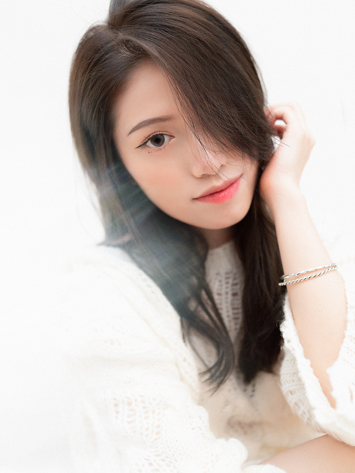 周末宅家拍摄白毛衣