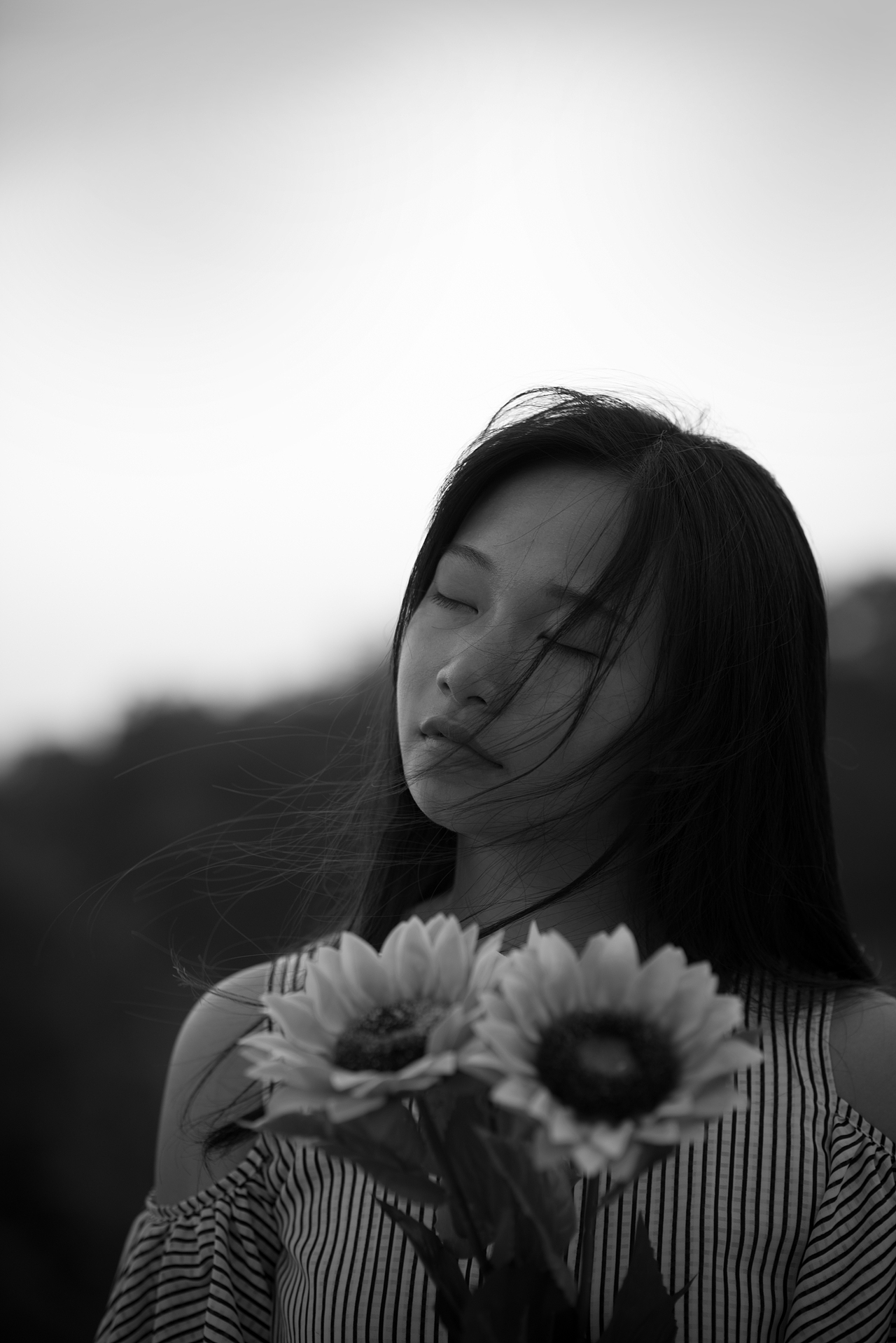 你是九月夏天滚烫的浪