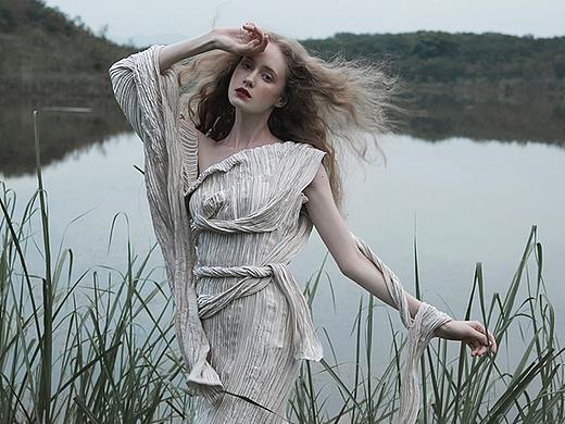 兰奕的纱，海的女儿