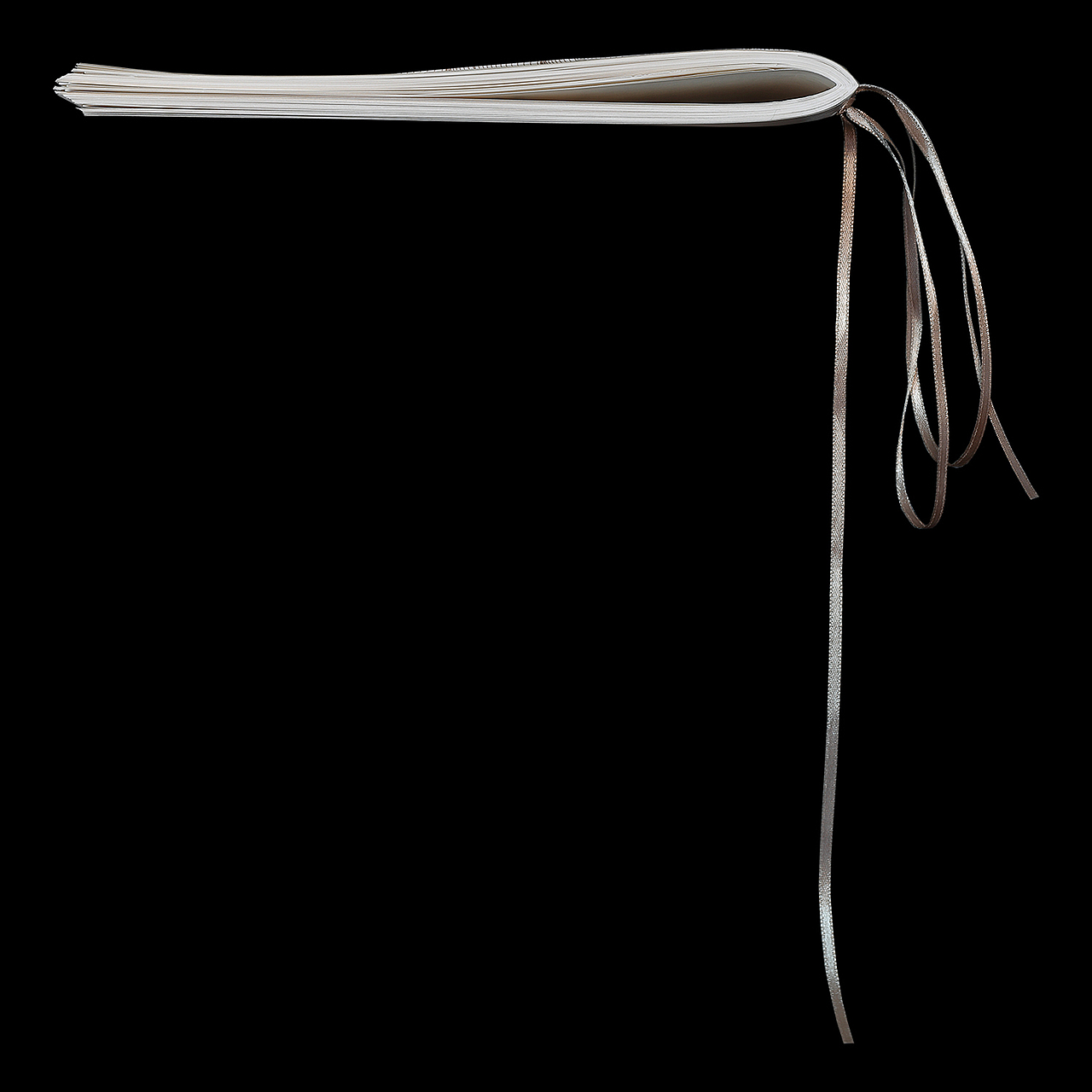 《锦衣罗裙:馆藏京城·西域传统服装研究》