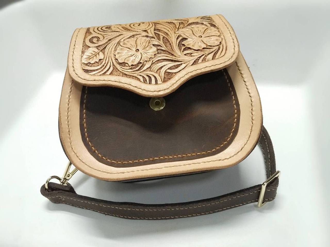 皮雕包包