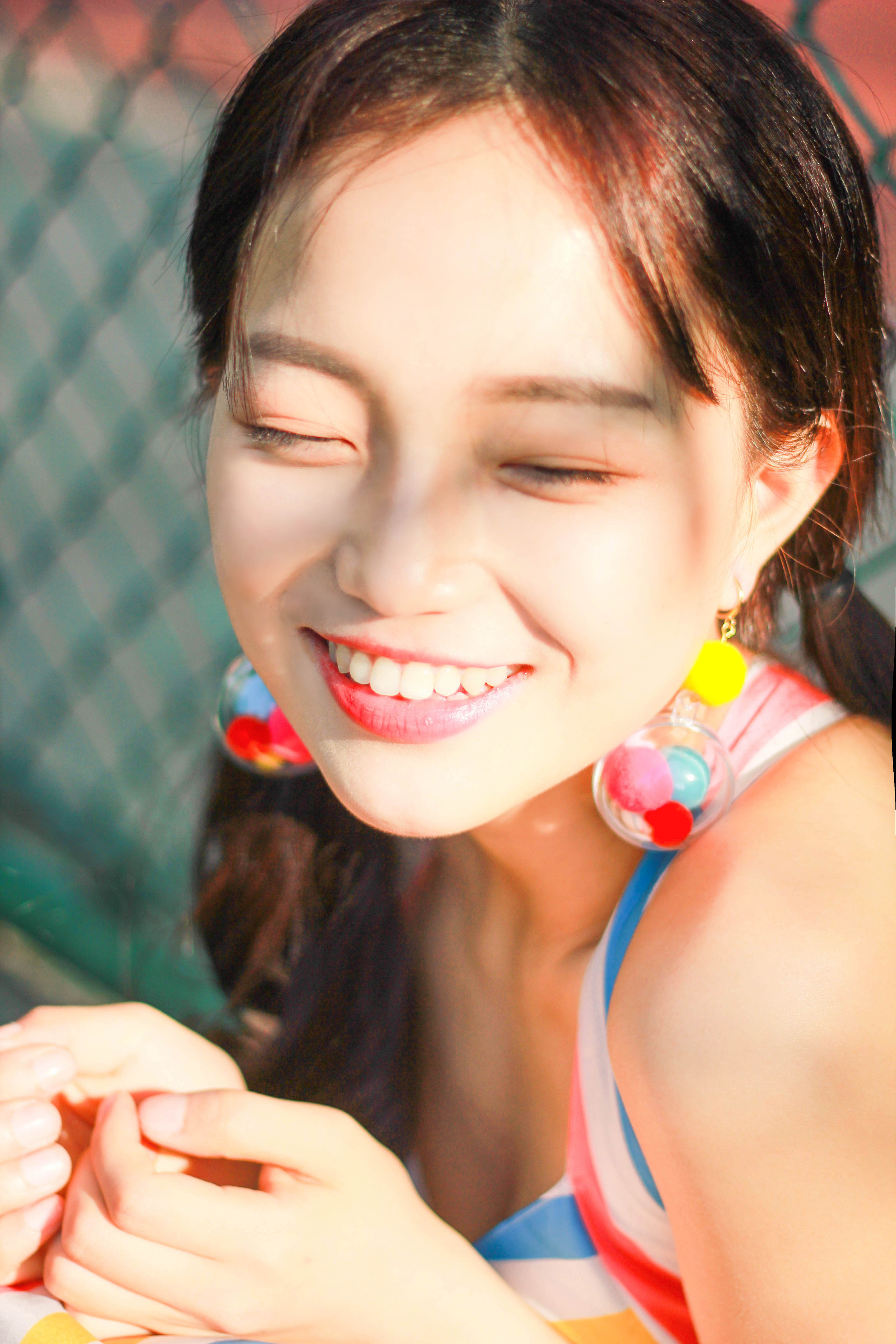 你的微笑像彩虹