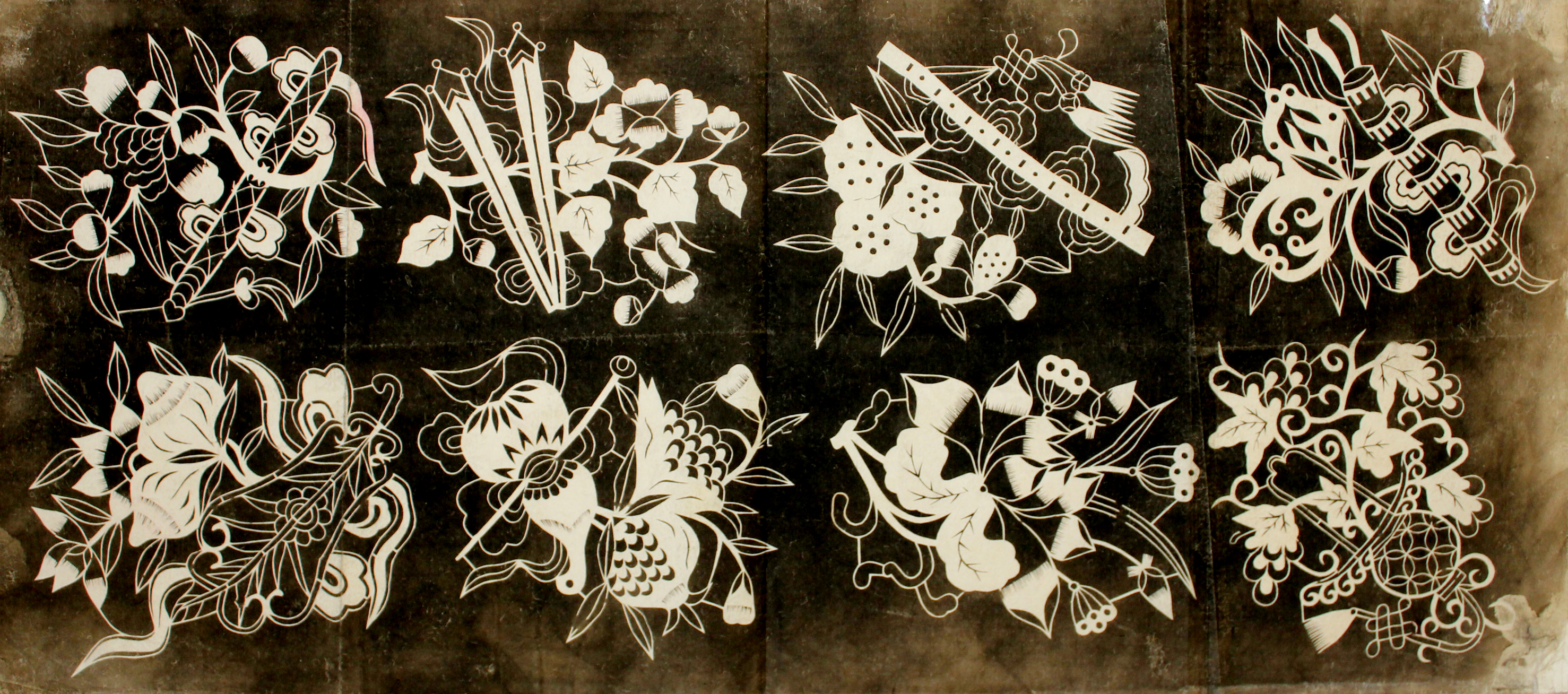 图7《暗八仙》熏样(窗花)/ 清代