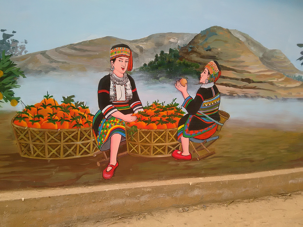 云南花腰傣族花腰傣文化傣族文化墙体彩绘壁画手绘作品玉溪新平花腰傣