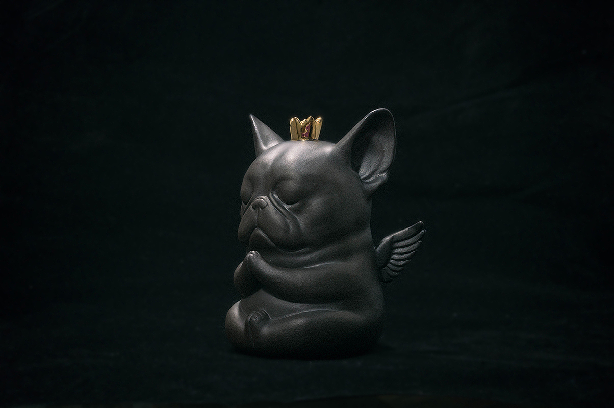 候鸟陶作品-误当天神的L汪-陶瓷黑泥小雕塑