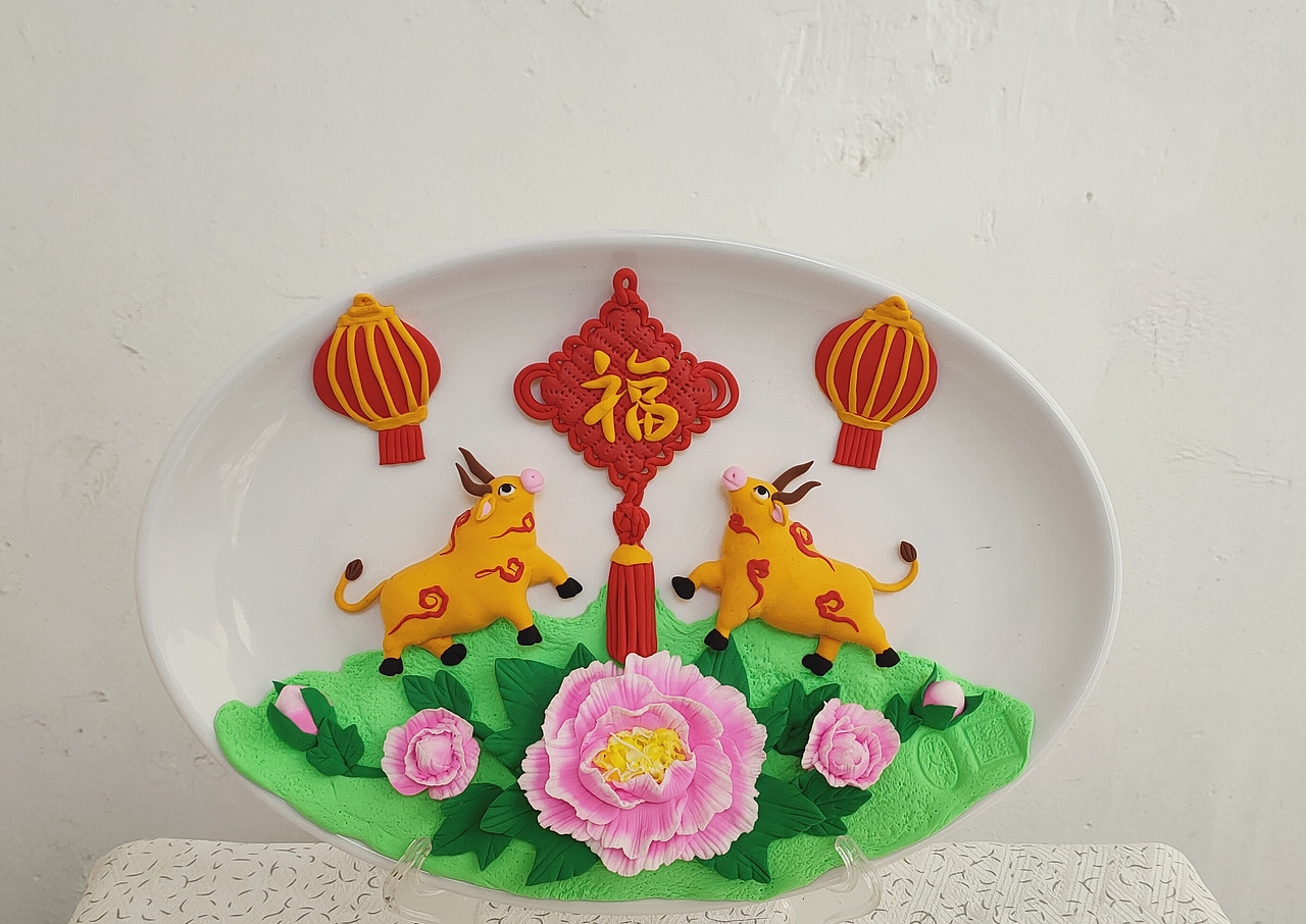 菏泽面塑“金牛送福”