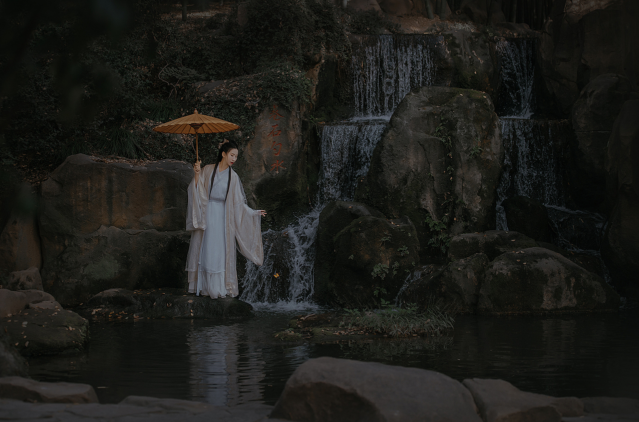 《半粒圆》（图ZMTk0MDc4MzYw） - 人像摄影 - 站酷设计师大脸夏夏子原创素材 - 站酷ZCOOL