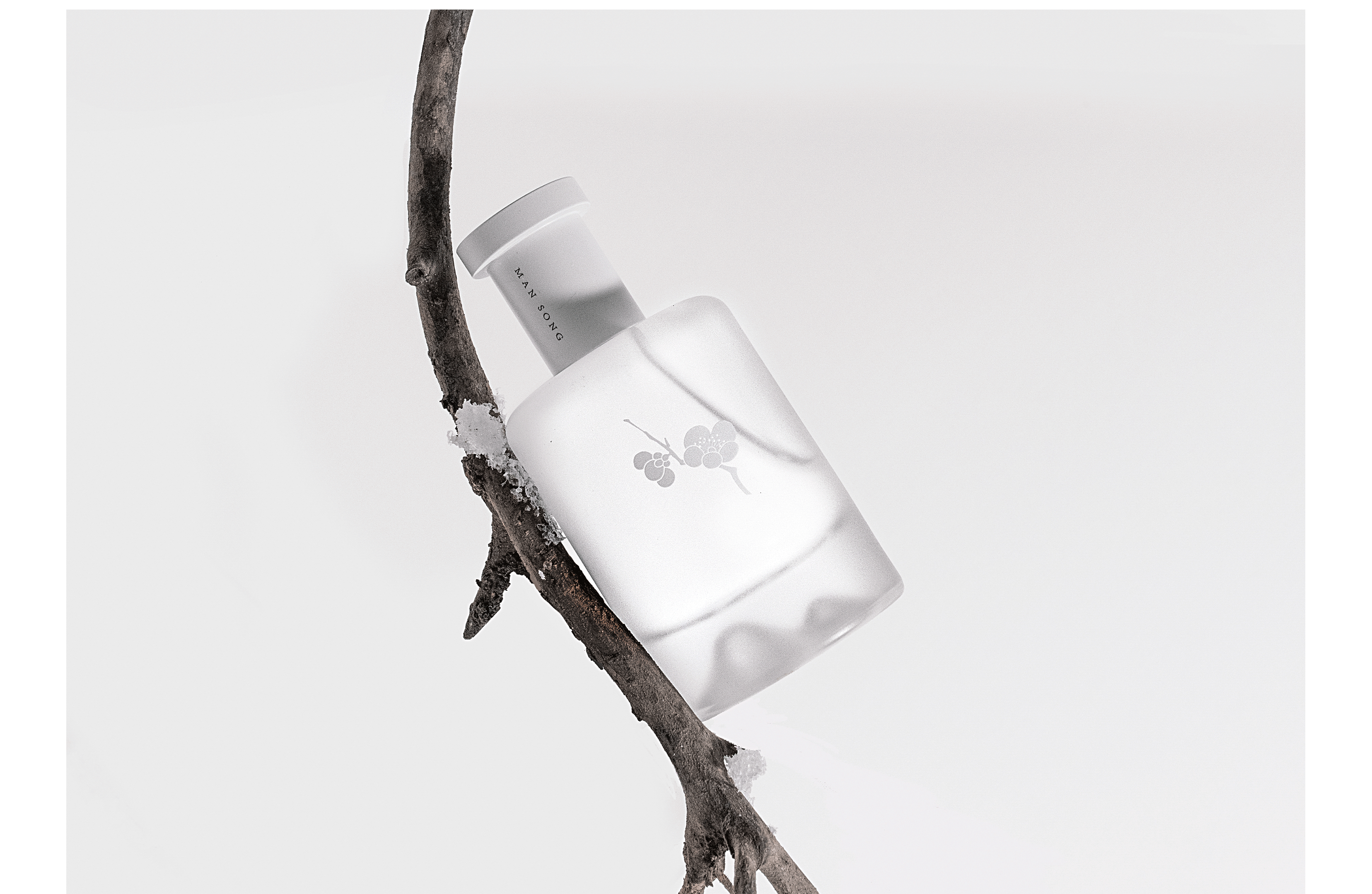商业摄影｜国风香水｜慢宋（图ZMjkwNDI5OTIw） - 产品摄影 - 站酷设计师一芥摄影原创素材 - 站酷ZCOOL