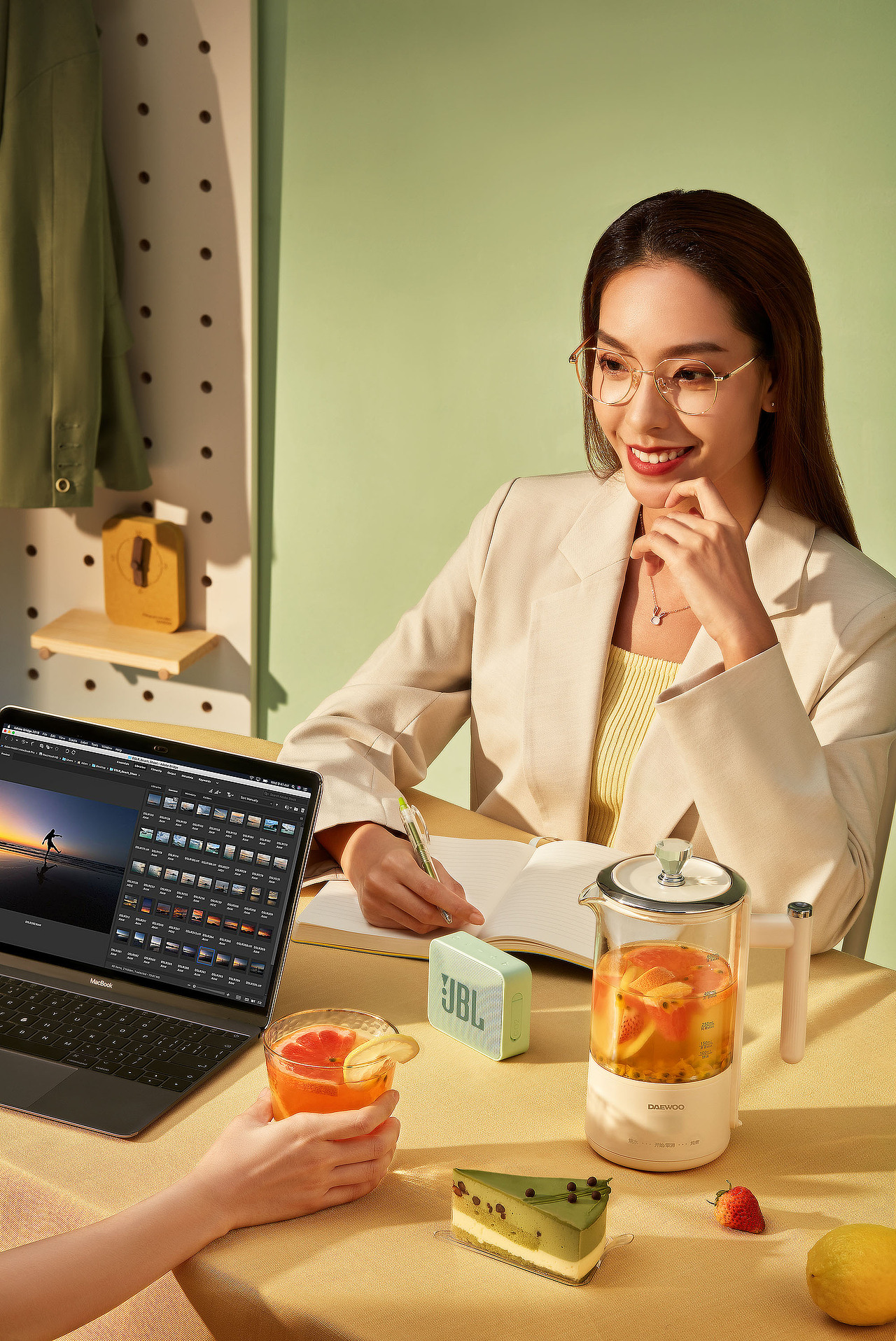 大宇 Daewoo 养生壶 产品拍摄（图ZMjI4NzgwMDg4） - 产品摄影 - 站酷设计师半佛系摄影杰原创素材 - 站酷ZCOOL