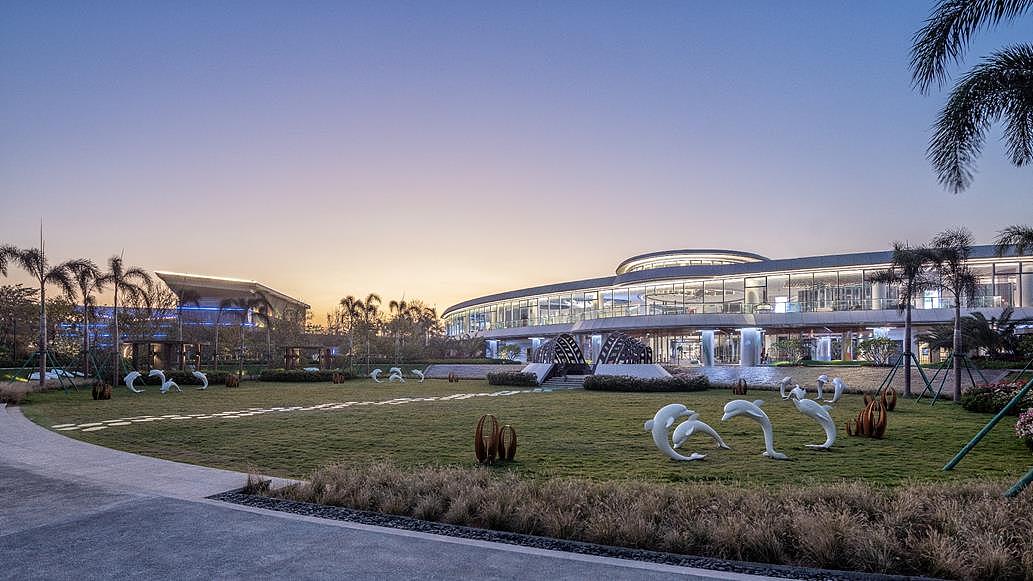 今年竣工项目之 雅居乐-漳浦售楼中心-灯光设计