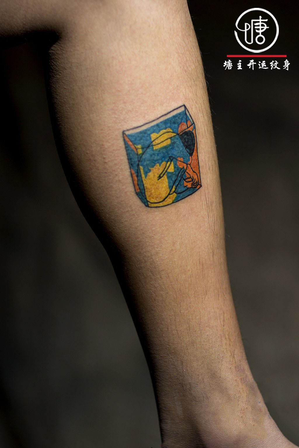 抽象纹身、彩色纹身、线条纹身、小腿纹身、小清新纹身、个性纹身图案、塘主开运纹身