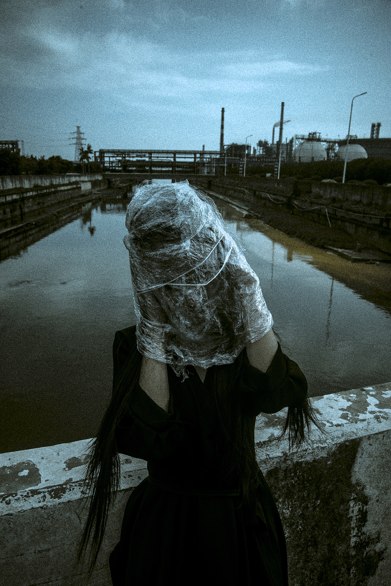 保鲜膜可以给我们生活带来便利,提高人们的生活质量.