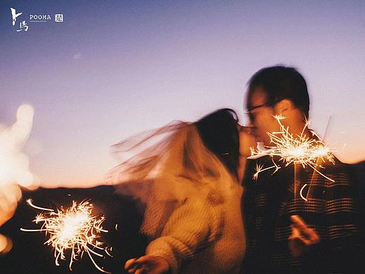 现在爱人很难，一生只够爱一次。 |  大理