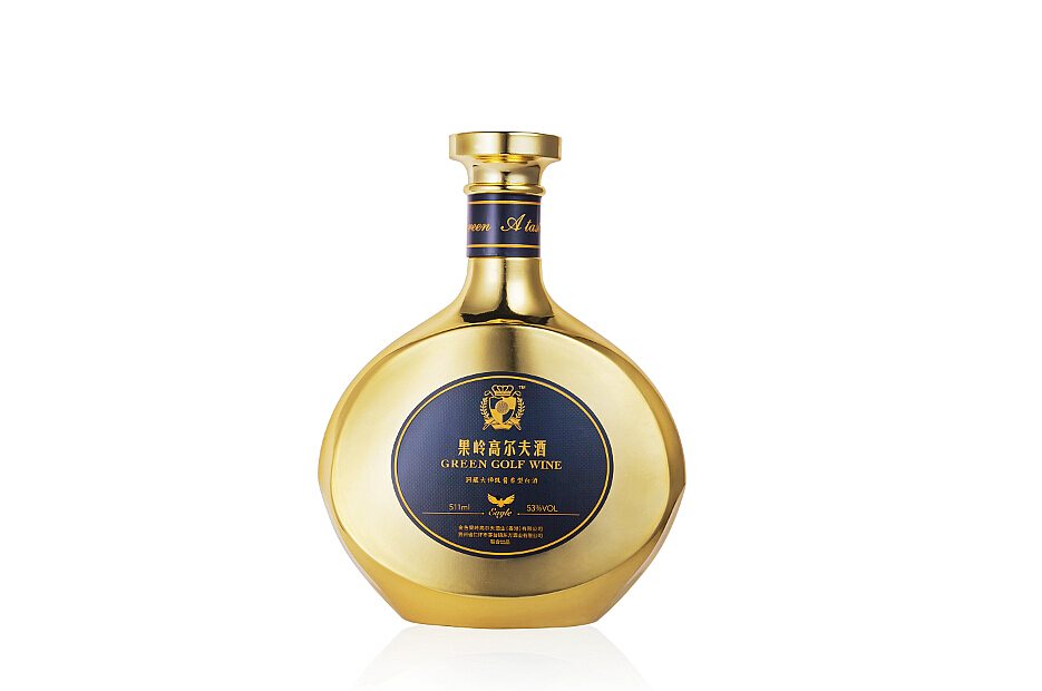 果岭高尔夫酒 | 白酒and洋酒的场景图白底图展示