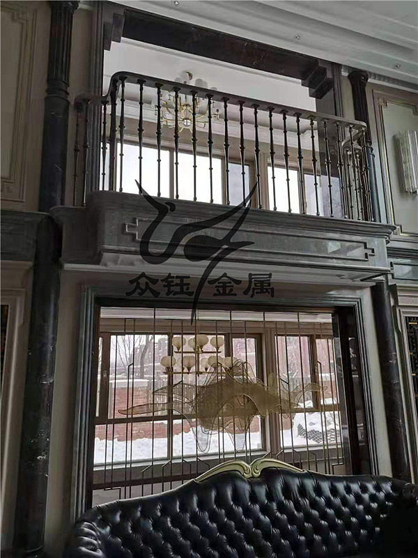 304不銹鋼立柱 欄桿批發(fā) 工程玻璃陽臺樓梯扶手配件（圖ZMjQ4NDk2NjA4） - 酒店餐飲設計 - 站酷設計師眾鈺金屬原創(chuàng)素材 - 站酷ZCOOL