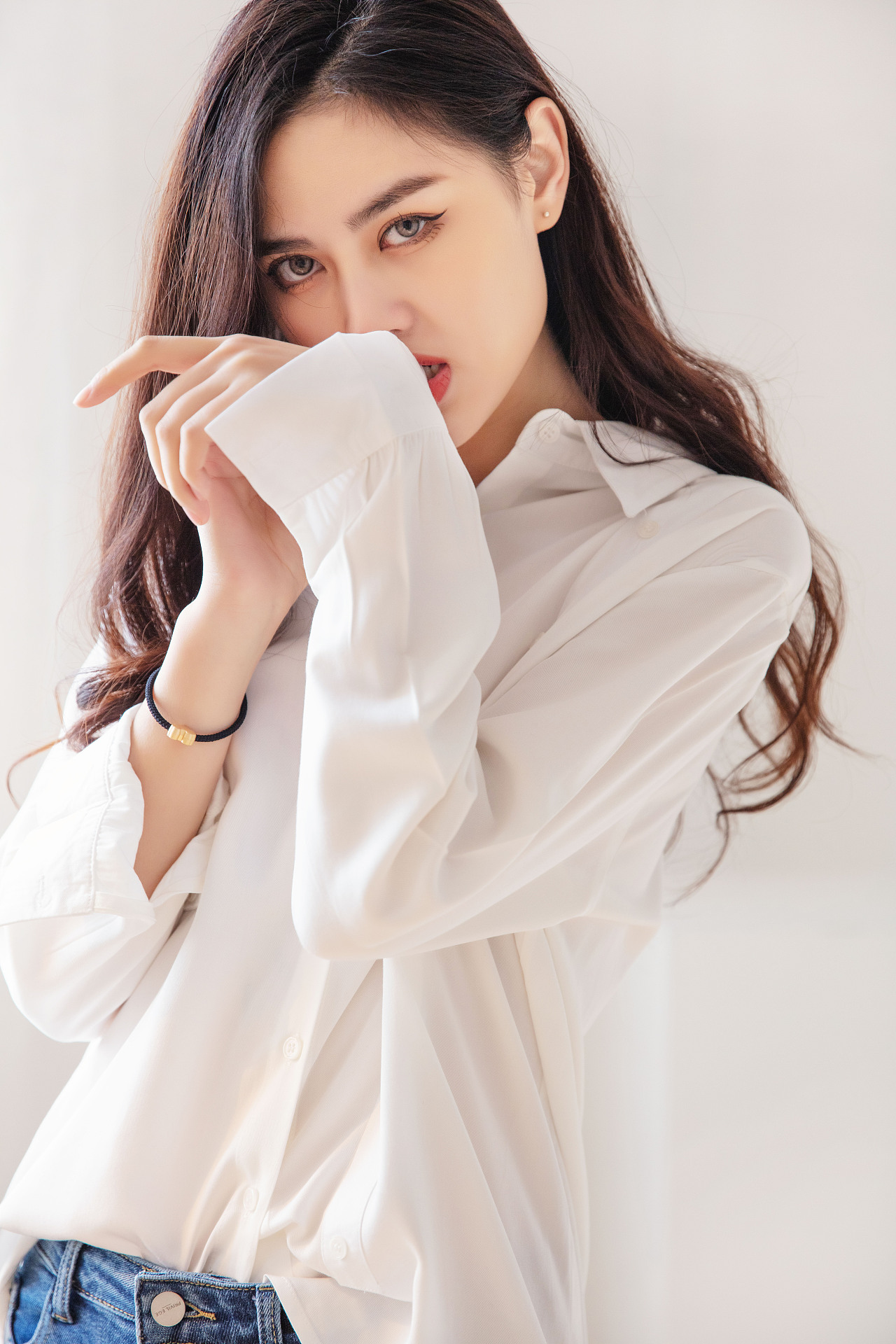 春装拍摄 白衬衫