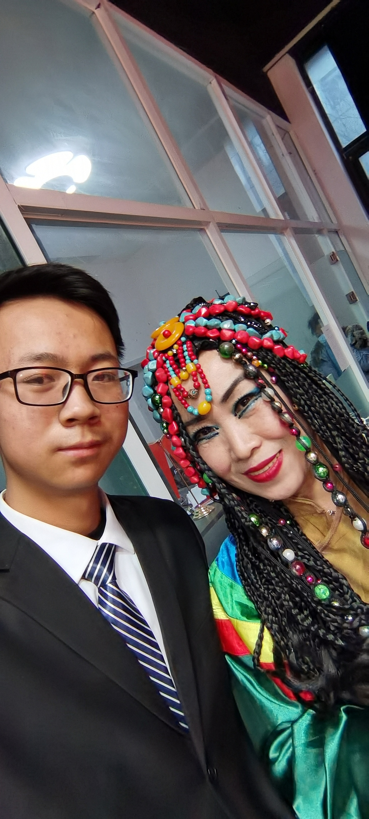 kitzximg张鑫不甚万幸与CCTV17春晚的部分演员合影（图ZMjM5OTc1NDEy） - 人像摄影 - 站酷设计师kitzximg原创素材 - 站酷ZCOOL