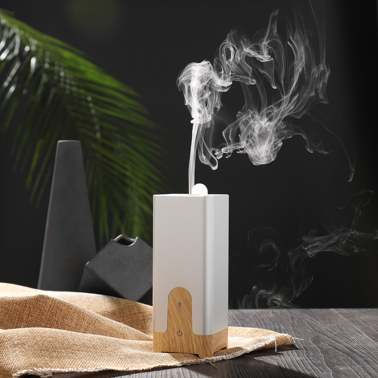 铝合金车载香薰机 加湿器 GX Diffuser（图ZOTIzNjk0NDg=） - 电子产品 - 站酷设计师黄洪荣原创素材 - 站酷ZCOOL