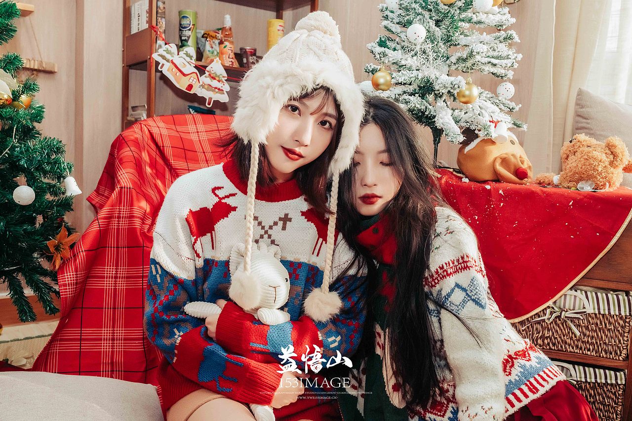 网红圣诞双胞胎姐妹