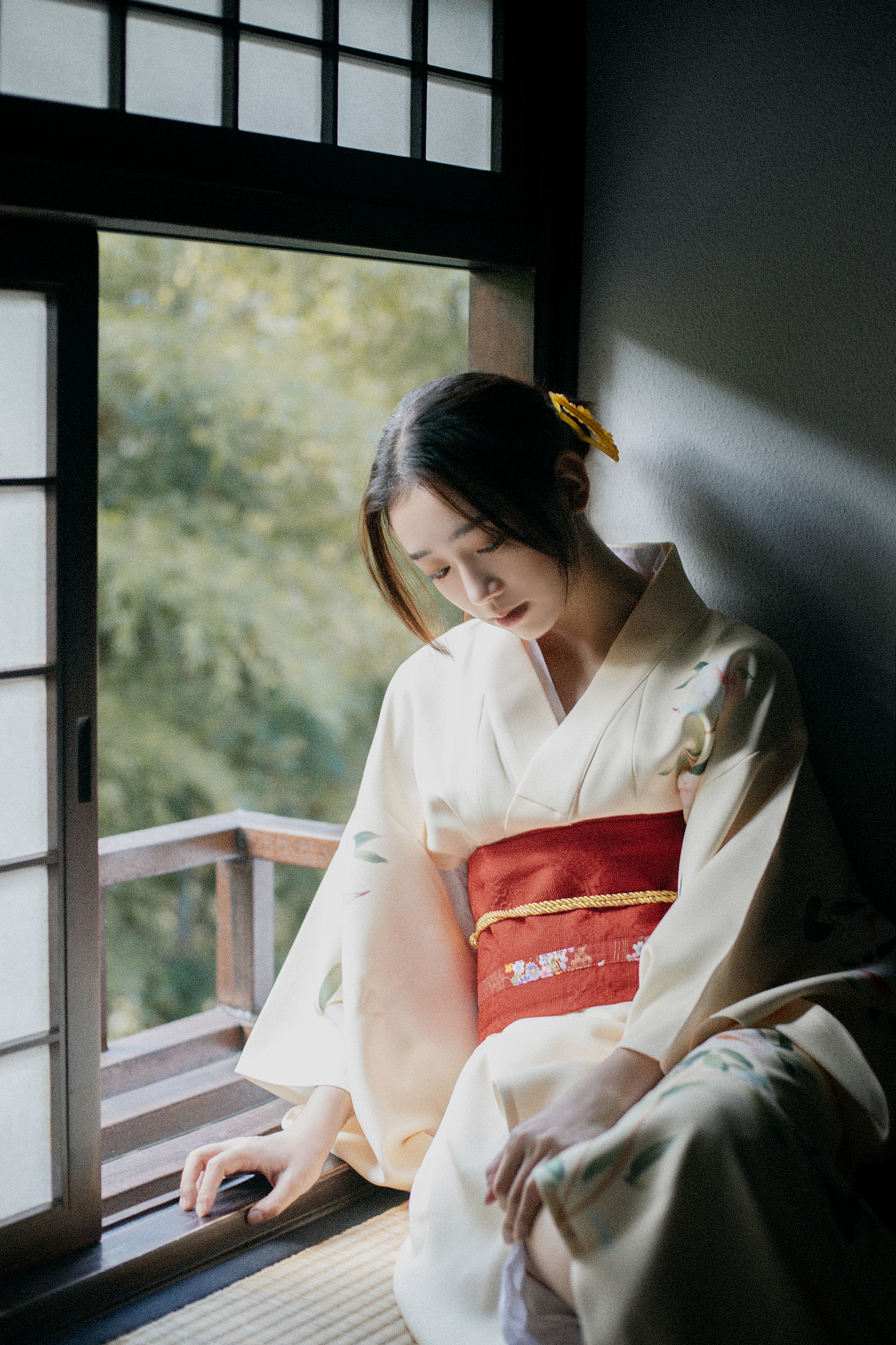 静谧👘（图ZMTM5NTYzNzI4） - 人像摄影 - 站酷设计师芒果草莓酱250原创素材 - 站酷ZCOOL