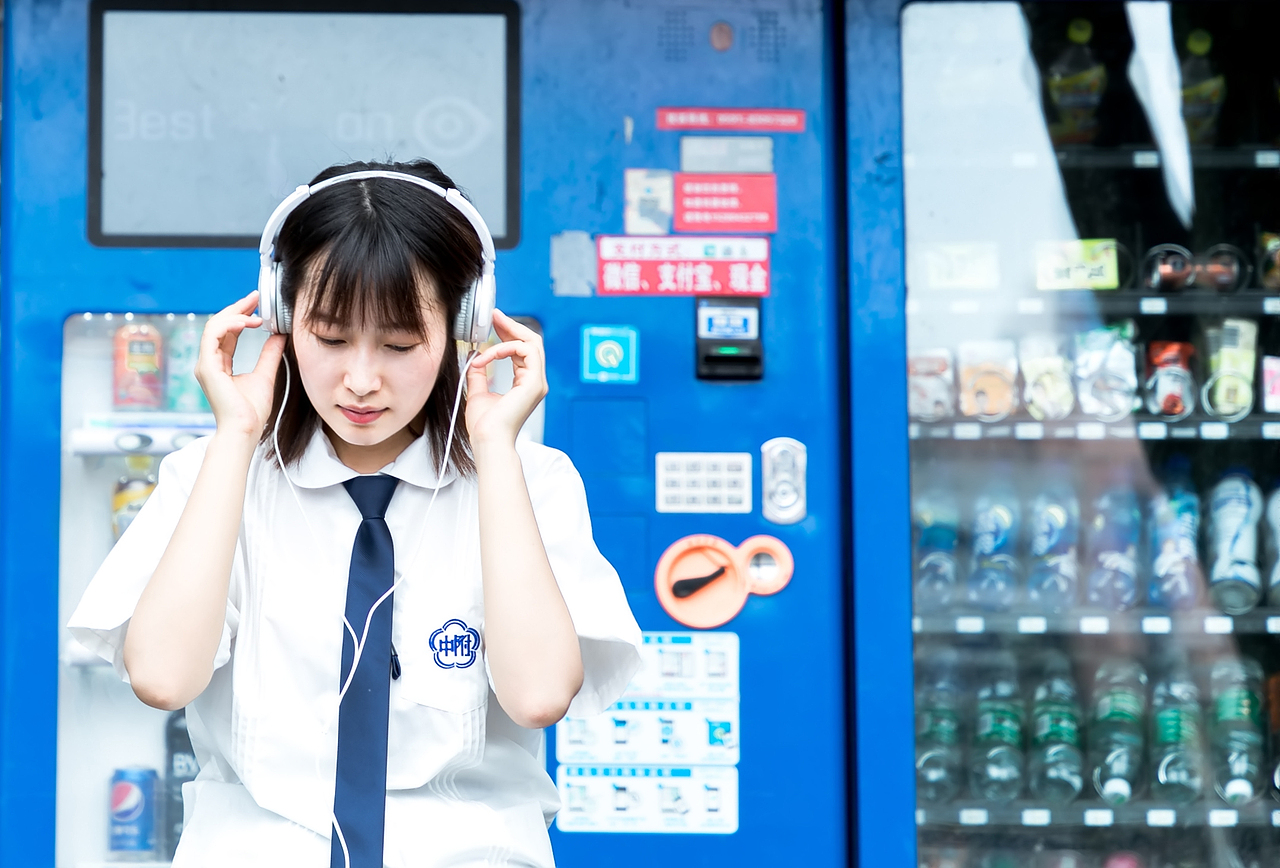 毕业写真（图ZMTE4NjE1NzQ0） - 人像摄影 - 站酷设计师鹿子森原创素材 - 站酷ZCOOL