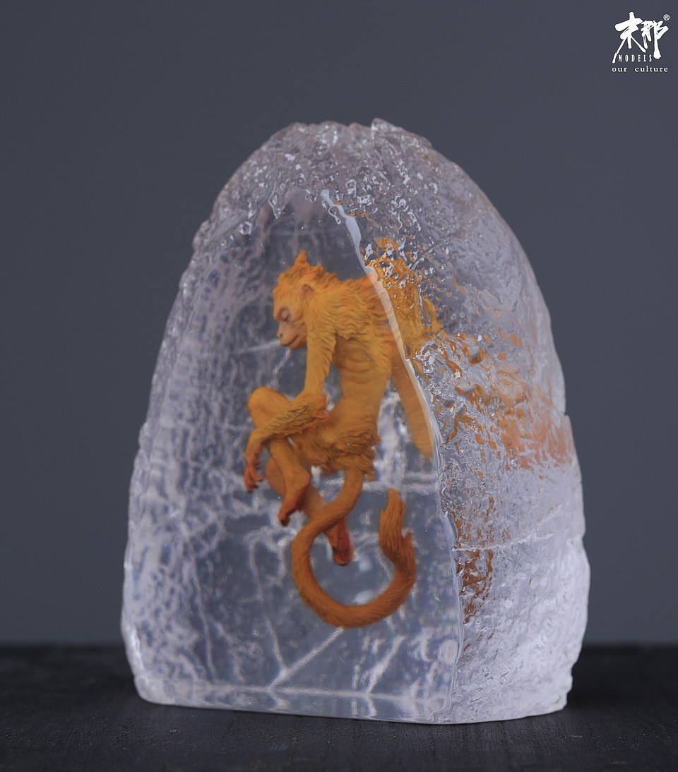 末那原创丨《胎藏》手办