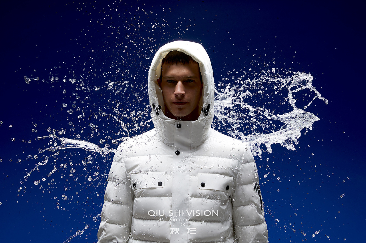 波司登羽绒服防水面料防泼水面料防风防雨功能